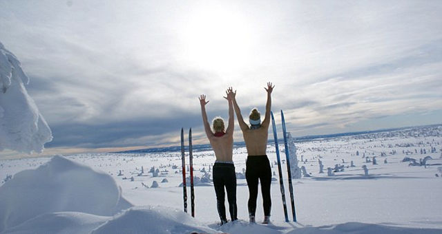 Travel Photos Are Reinvented with the New Topless Twist