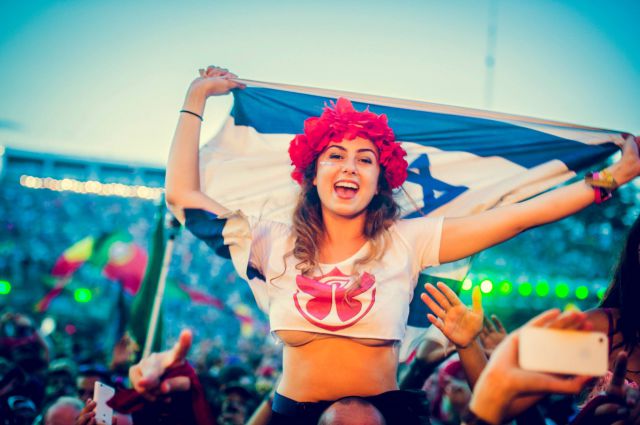 Ladies of Tomorrowland 2014