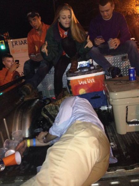 College Party Girls Photoshame Drunk Dudes