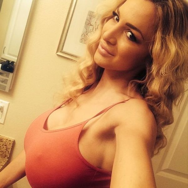 Celebrity Instagram Pics That Are Smoking Hot