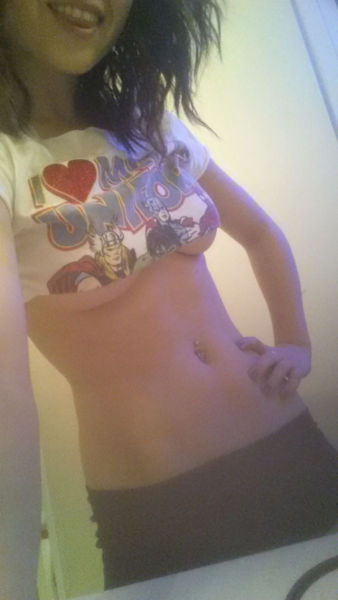 Underboobs Are a Real Tease for the Eyes