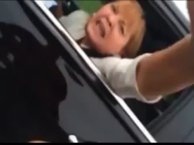 Crazy Racist Woman Freaks Out after Nearly Getting into an Accident (VIDEO)
