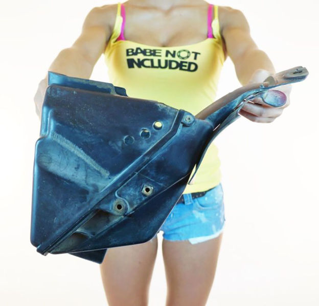 Sexy Girls Are the Secret Trick for Selling Car Parts