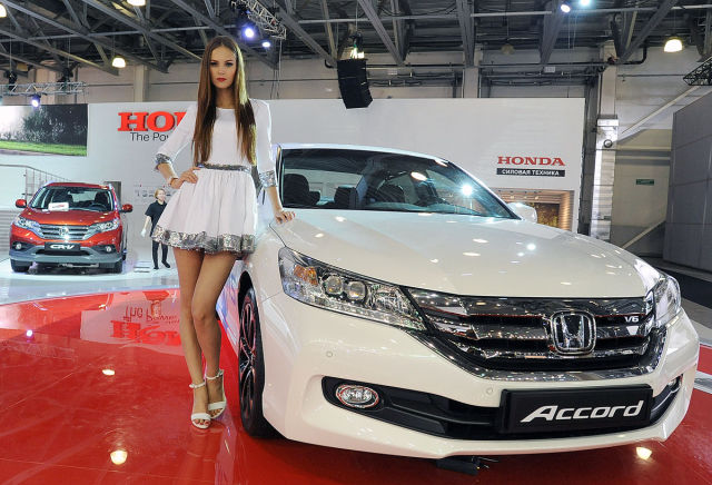 Moscow’s International Automobile Salon Had Lots of Eye-candy for the Men