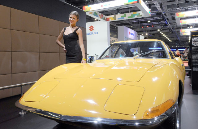 Moscow’s International Automobile Salon Had Lots of Eye-candy for the Men