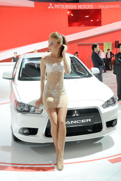 Moscow’s International Automobile Salon Had Lots of Eye-candy for the Men