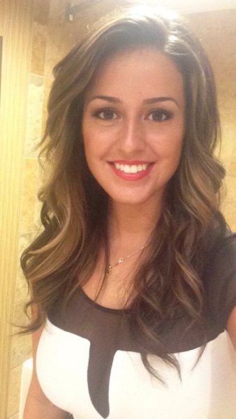 Girls Who Make Mesh Dress Look Amazing