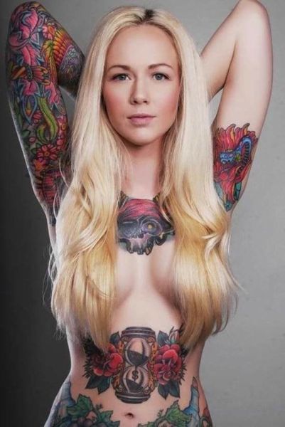 Sexy Girls Showing Off Stunning Tattoos