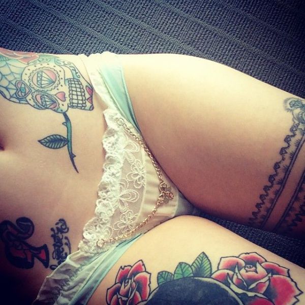 Sexy Girls Showing Off Stunning Tattoos