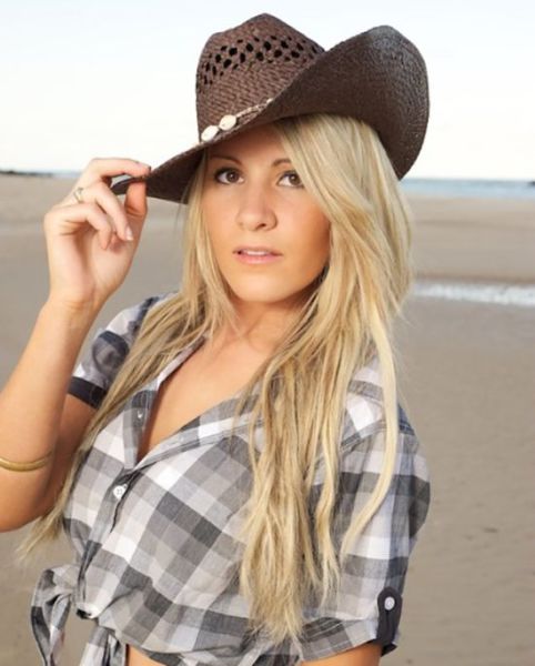 Cute Cowgirls are the Best Thing about the American South