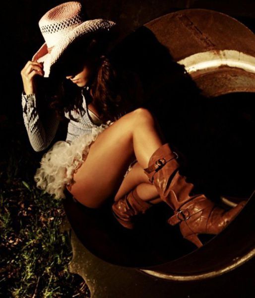 Cute Cowgirls are the Best Thing about the American South
