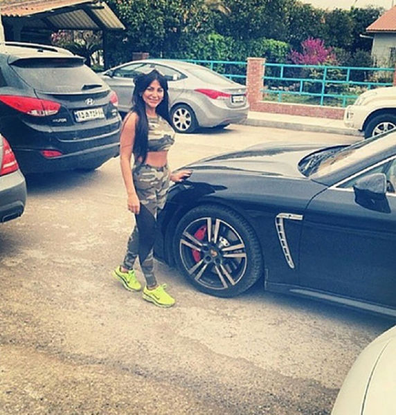 Tehran’s Rich Kids Boast about Their Lives on Instagram