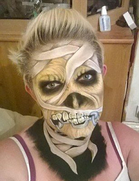 The Mom with a Love of Demons