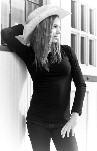 Country Bumpkins Have Their Own Sweet Sexiness