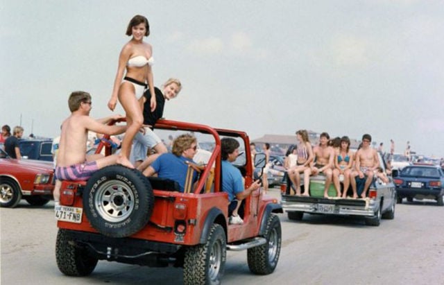 A Photo Flashback of Springbreak in the 90s