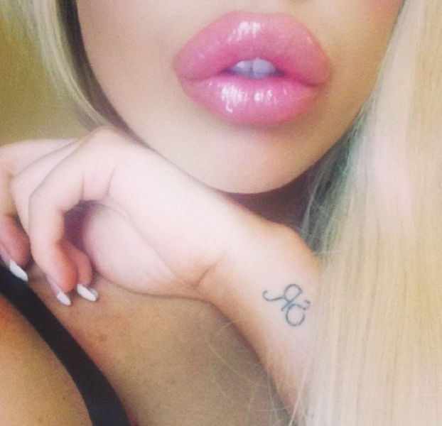 A Selection of Glamour Girls