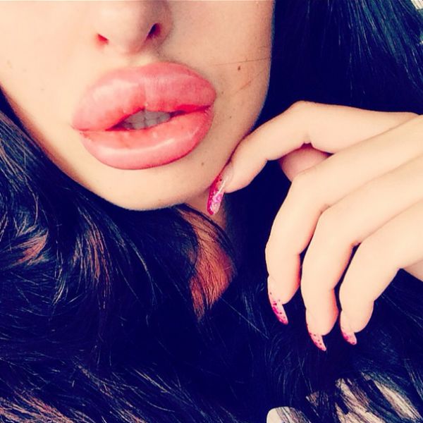 A Selection of Glamour Girls