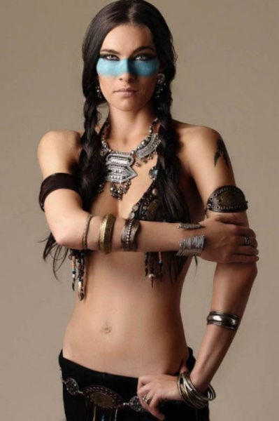 Sexy Girls Dressed in Hot Native American Outfits