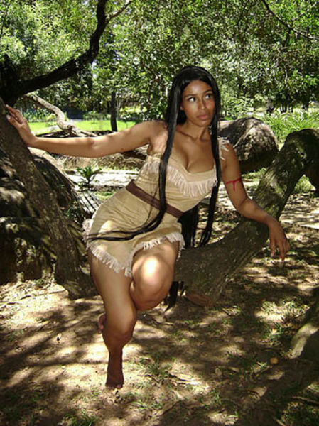 Sexy Girls Dressed in Hot Native American Outfits