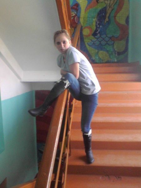 Average Pictures Found on Russian Social Networks