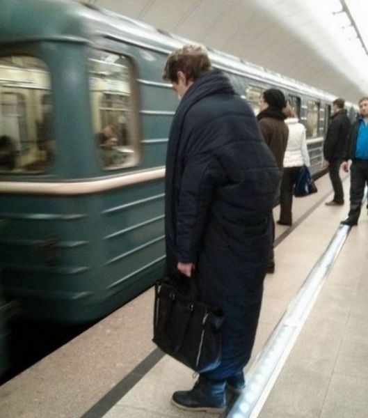 Average Pictures Found on Russian Social Networks