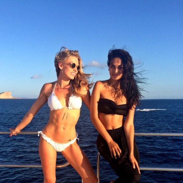 Beautiful Babes in Skimpy Bikinis