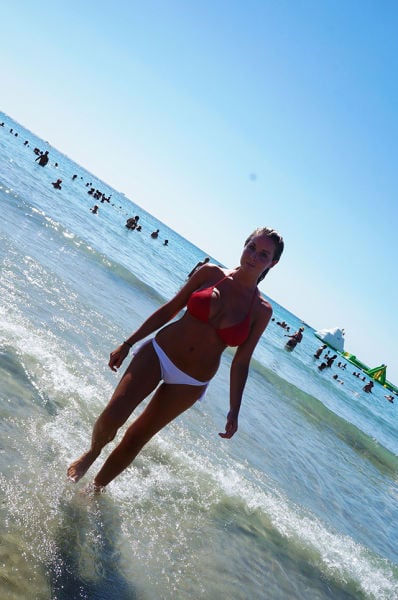 Beautiful Babes in Skimpy Bikinis