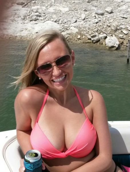 Boys Go Wild for Boobs