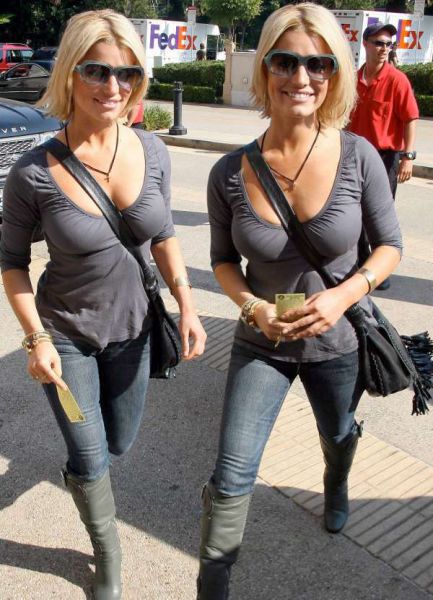 It’s All About the Strapboob