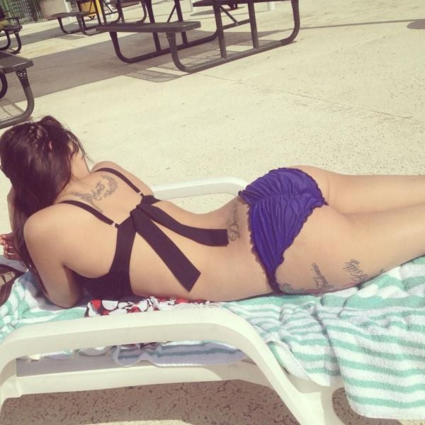 Beautiful Babes in Skimpy Bikinis