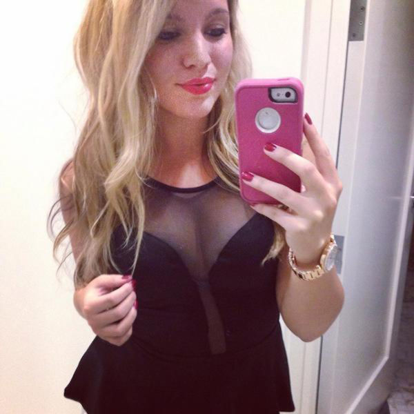 Mesh Clothing Is Simply Mesmerizing