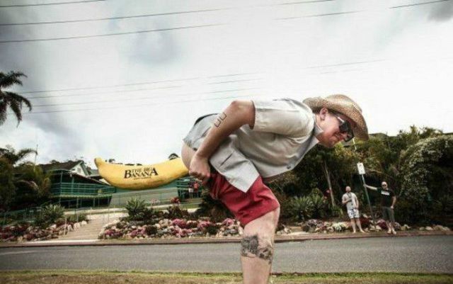 Some People Can Turn Statues and Sculptures into Something Vulgar