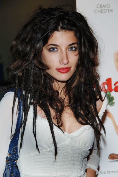 Geeky Child Stars Who Are Adult Hotties