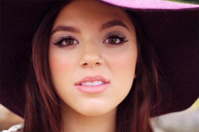 Geeky Child Stars Who Are Adult Hotties