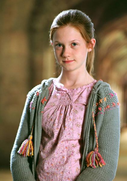 Geeky Child Stars Who Are Adult Hotties