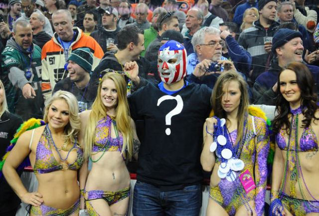 A New Winner Is Crowned in the 2015 Wing Bowl Contest