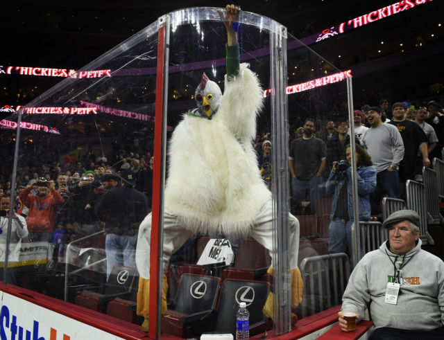 A New Winner Is Crowned in the 2015 Wing Bowl Contest