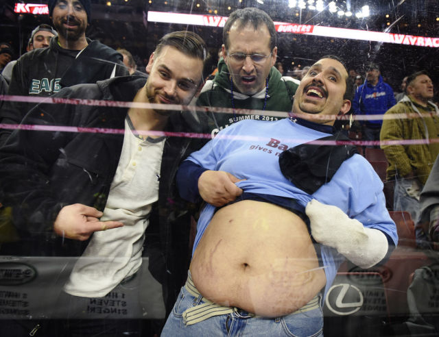 A New Winner Is Crowned in the 2015 Wing Bowl Contest