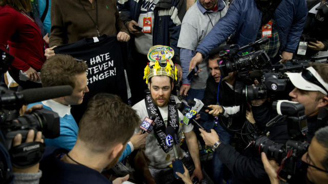 A New Winner Is Crowned in the 2015 Wing Bowl Contest