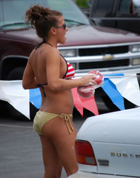 Soapy Car Wash Girls Simply Ooze Sexiness