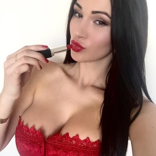 There Is Nothing Greater Than a Gorgeous Cleavage