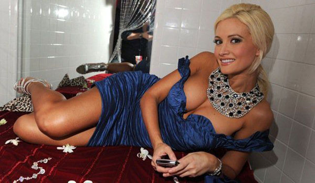 Boobs Make the World Brighte