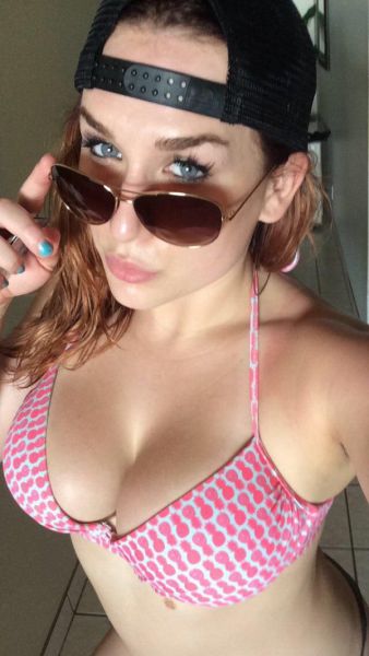 Boobs Make the World Brighte