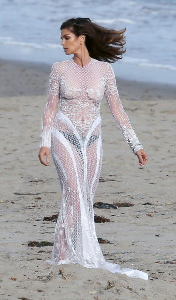 Cindy Crawford Goes Braless on the Beach