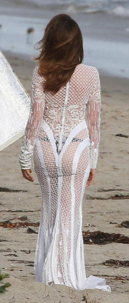 Cindy Crawford Goes Braless on the Beach