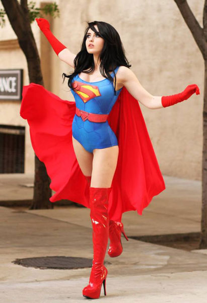 Hot Girls Who Make Cosplay Look Sexy