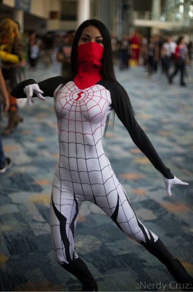 Hot Girls Who Make Cosplay Look Sexy