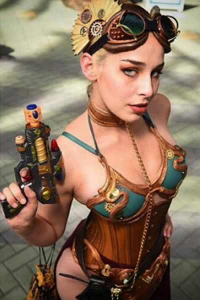 Hot Girls Who Make Cosplay Look Sexy
