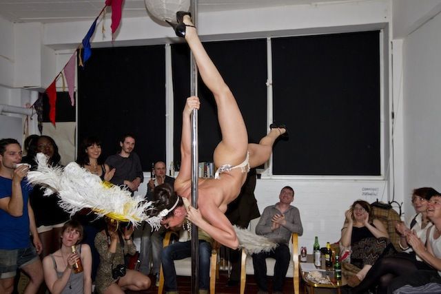 grownup corner 49 pics 18 gifs 21.html - 49 HD GIF | Premium Gallery 2015