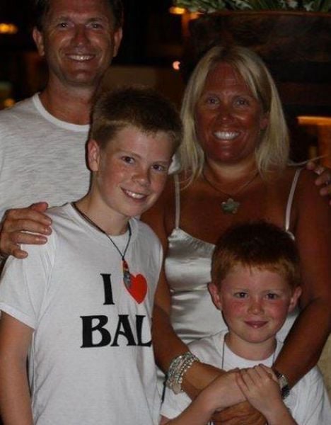 Excellent Examples of Spray Tanning Overkill